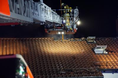 Aichwald-Aichschiess: Dachstuhlbrand sorgt fuer Feuerwehreinsatz